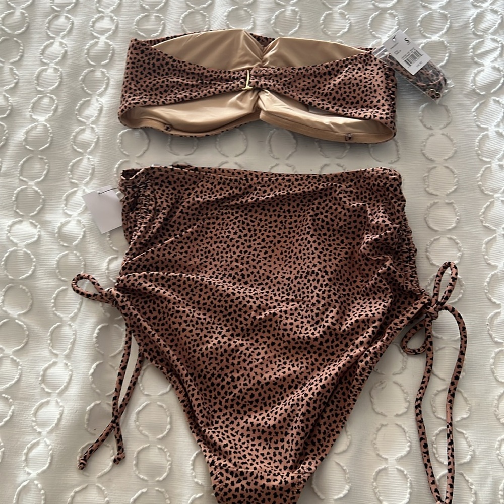 A Pea In The Pod Maternity Cheetah Convertible Two Piece Swimsuit Size L - Picture 4 of 5